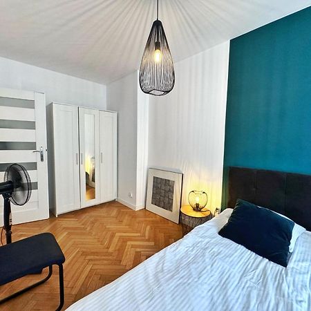 Good Feeling Rynek Wroclaw Apartment Exterior foto