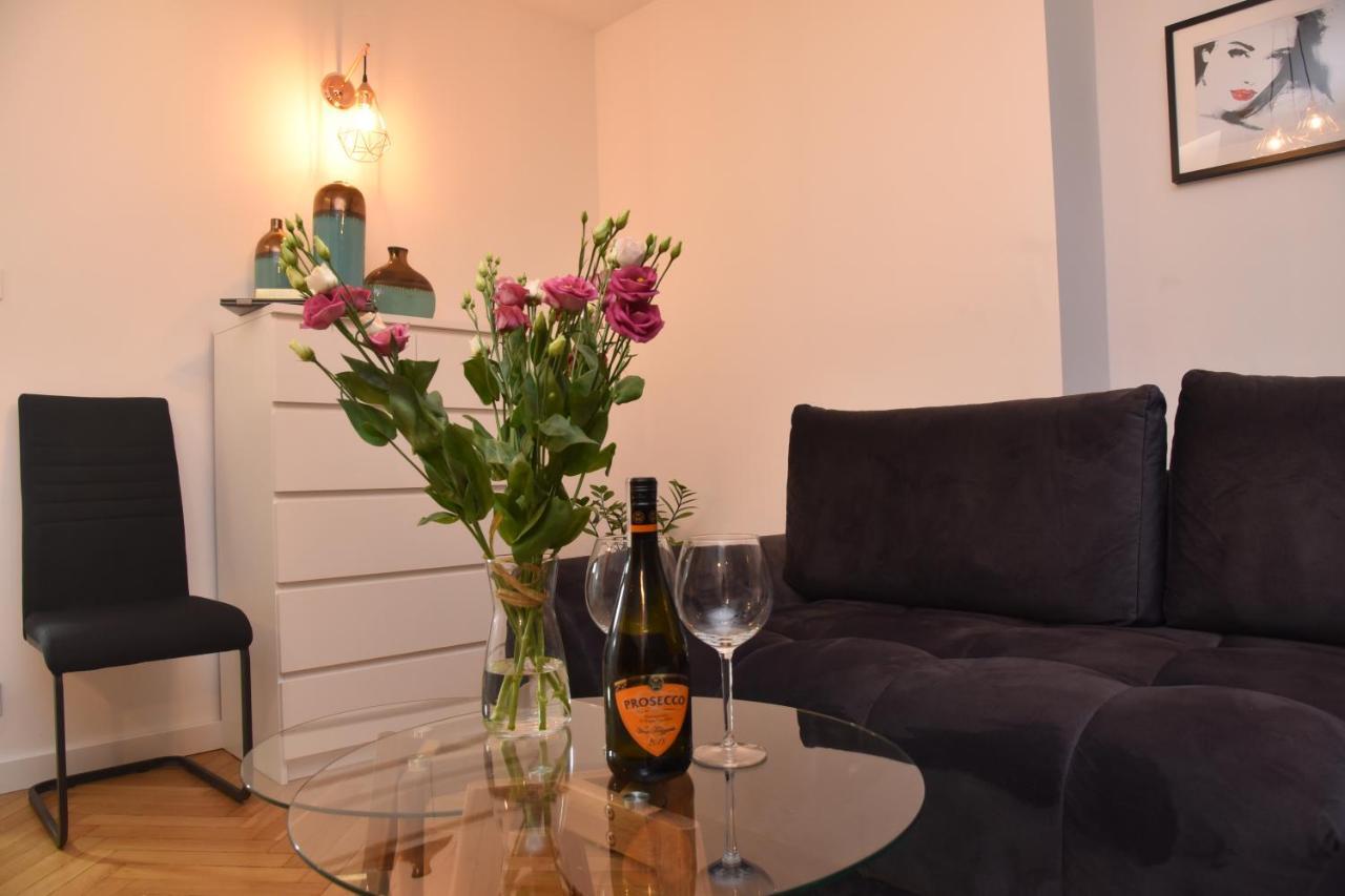 Good Feeling Rynek Wroclaw Apartment Exterior foto